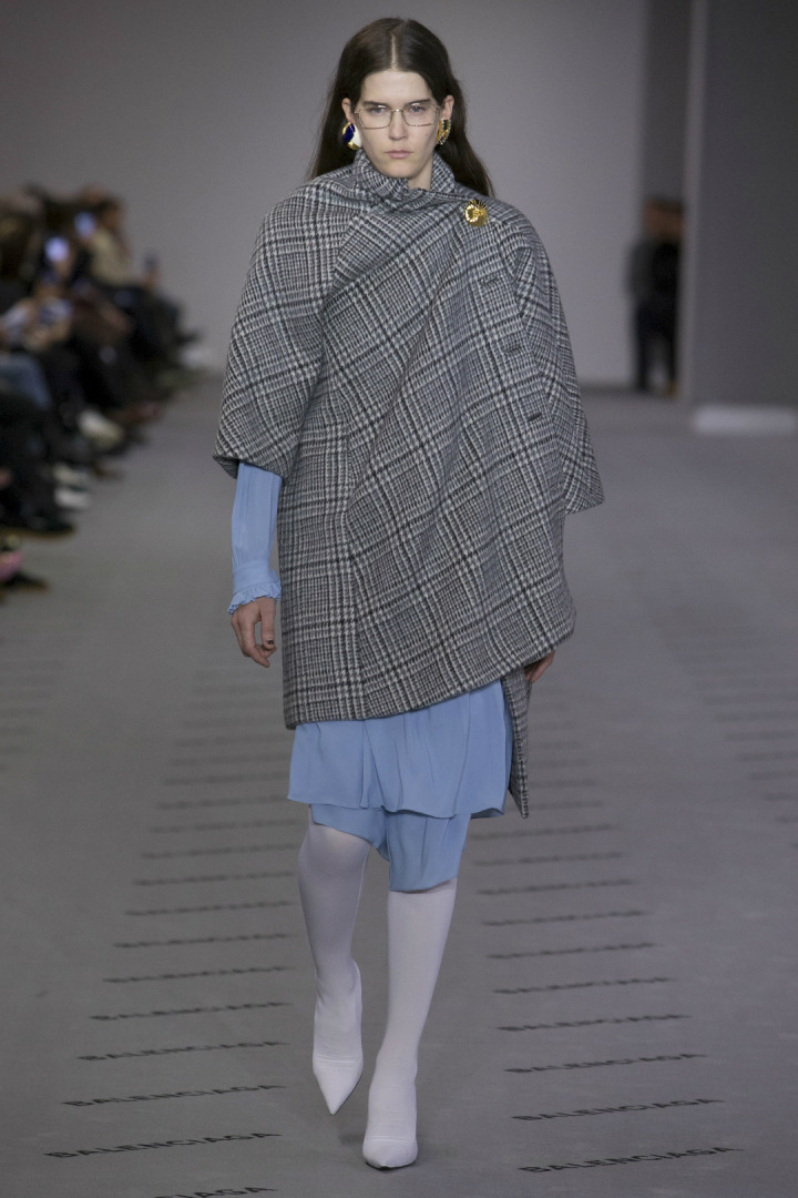 Balenciaga 2017-18 Sonbahar/Kış