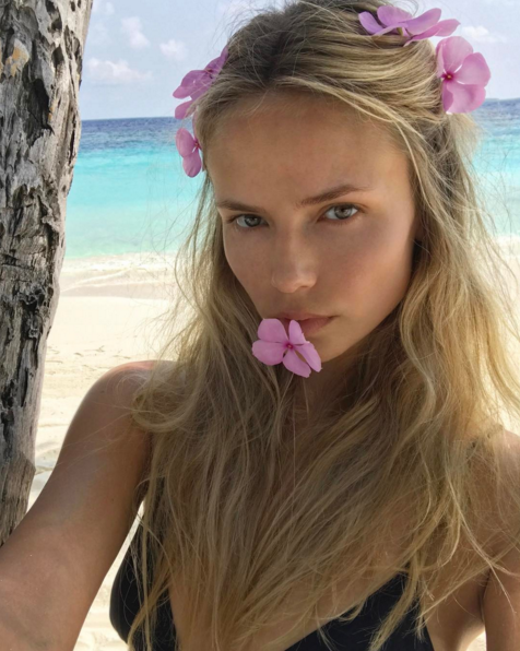 Natasha Poly'den Rosie Huntington-Whiteley'e Haftanın Güzellik Instagramları