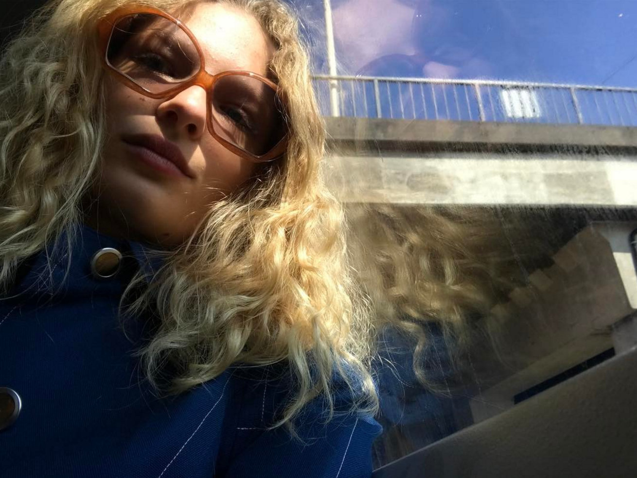 Frederikke Sofie'nin Vintage Güneş Gözlüğü Tutkusu