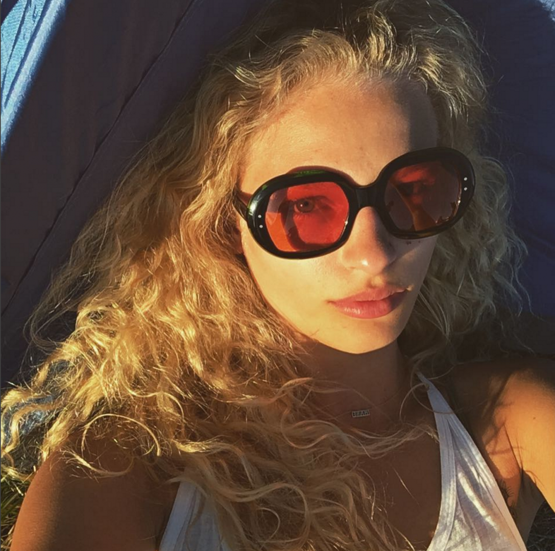 Frederikke Sofie'nin Vintage Güneş Gözlüğü Tutkusu