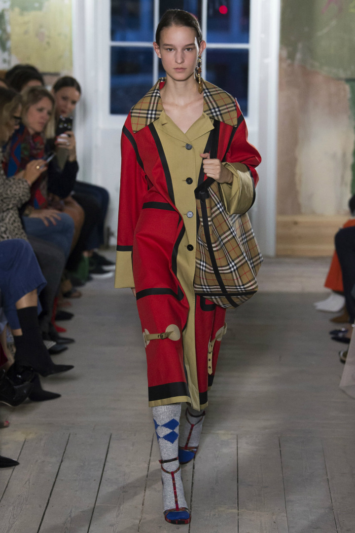 Burberry 2017-18 Sonbahar/Kış