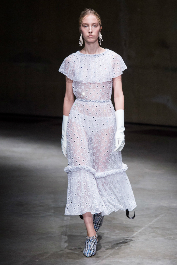 Romantik İngilizler: Simone Rocha, Erdem, Christopher Kane