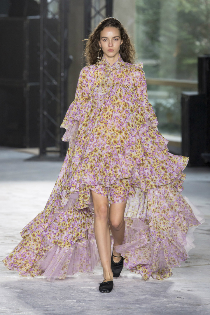 Giambattista Valli 2018 İlkbahar/Yaz