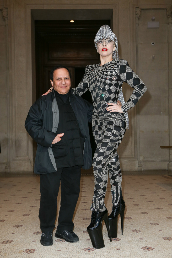 Azzedine Alaia’nın Akıllara Kazınan En İkonik Tasarımları