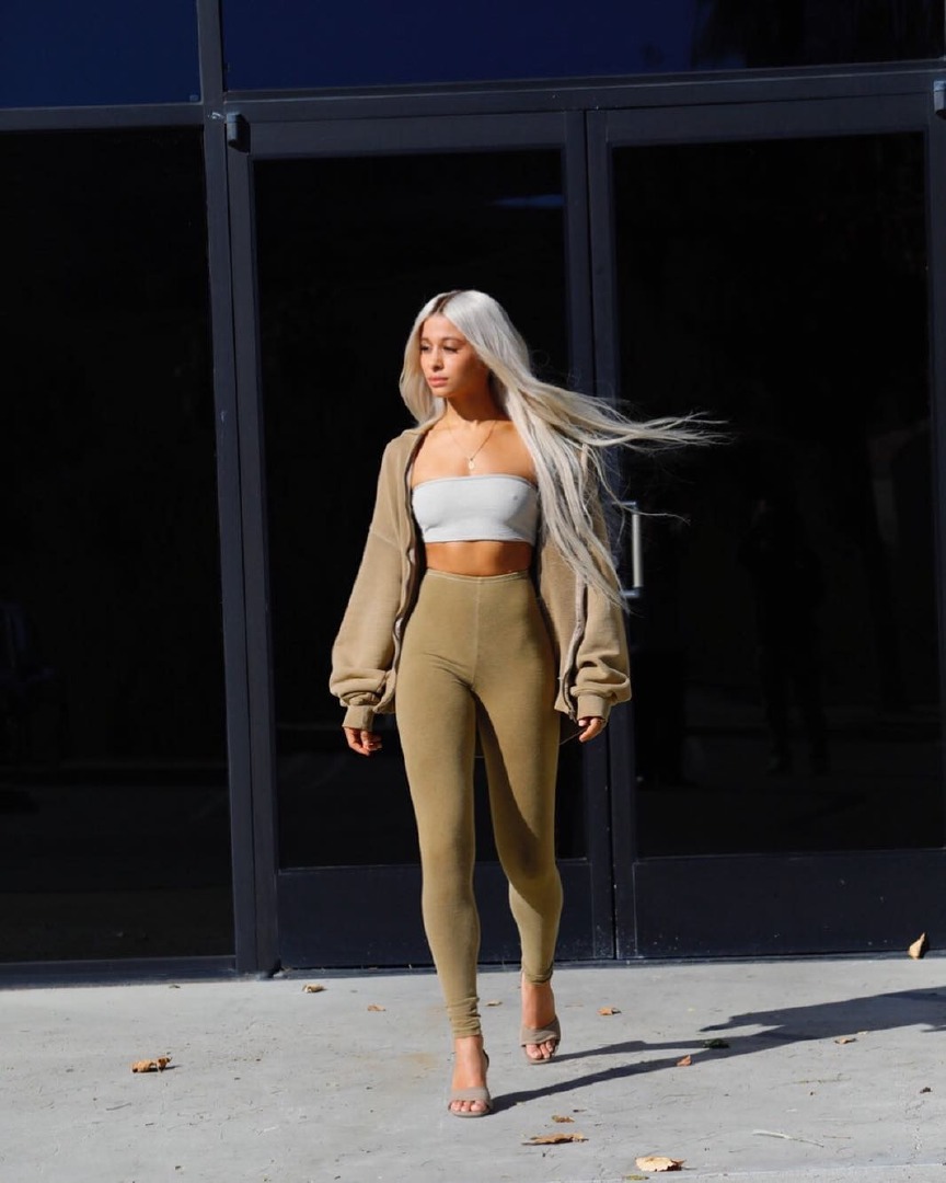 Kim Kardashian Ünlü Klonları Yeezy Season 6'in Başrolünde!