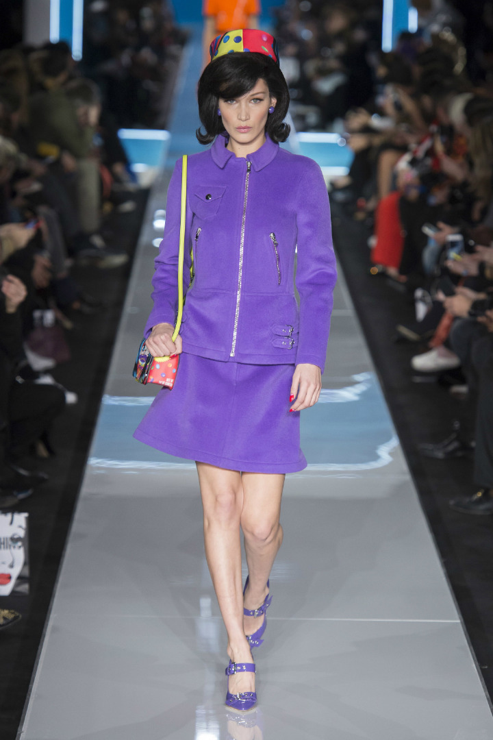 Moschino 2018-19 Sonbahar/Kış