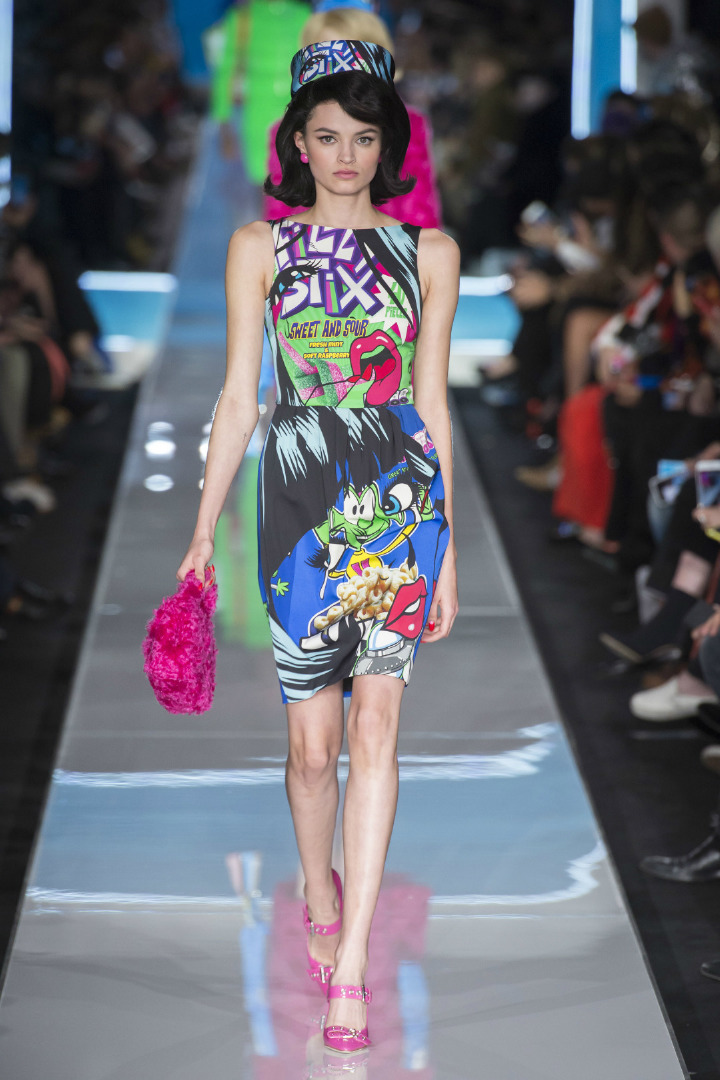 Moschino 2018-19 Sonbahar/Kış