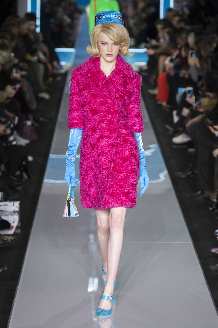 Moschino 2018-19 Sonbahar/Kış