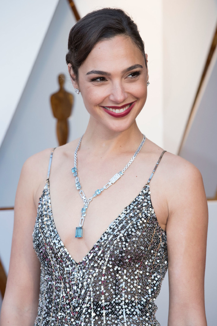 61 Karatlık Işıltının En Büyülü Hali: Gal Gadot | Vogue Türkiye