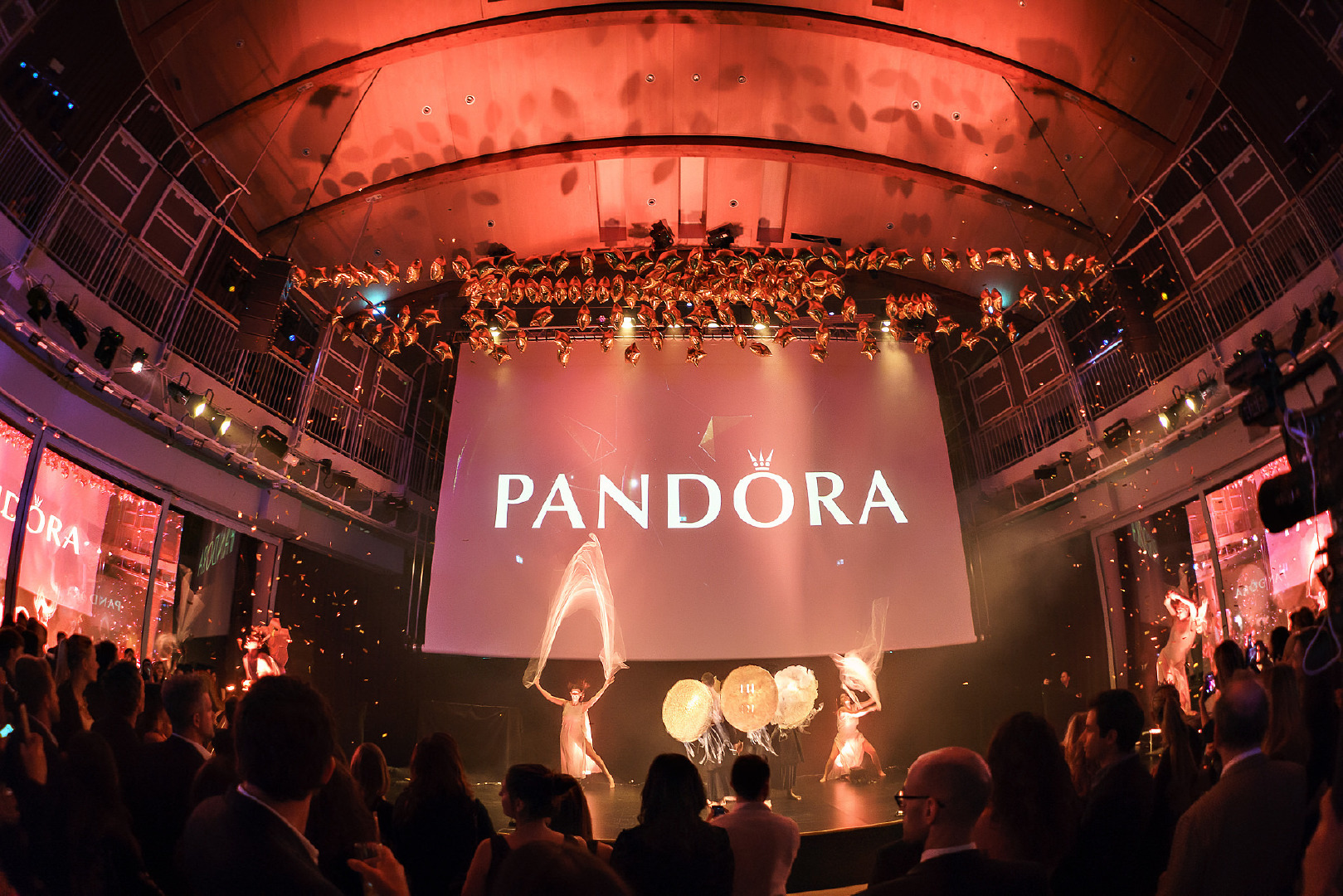 Pandora Shine Koleksiyon Lansmanı