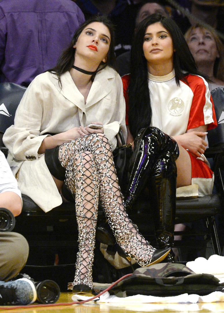 Kendall ve Kylie'nin Zıt Kutuplardaki Stilleri