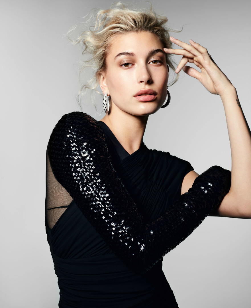 Ritmi Yakala: Hailey Baldwin Özgürlüğün Zirvesinde