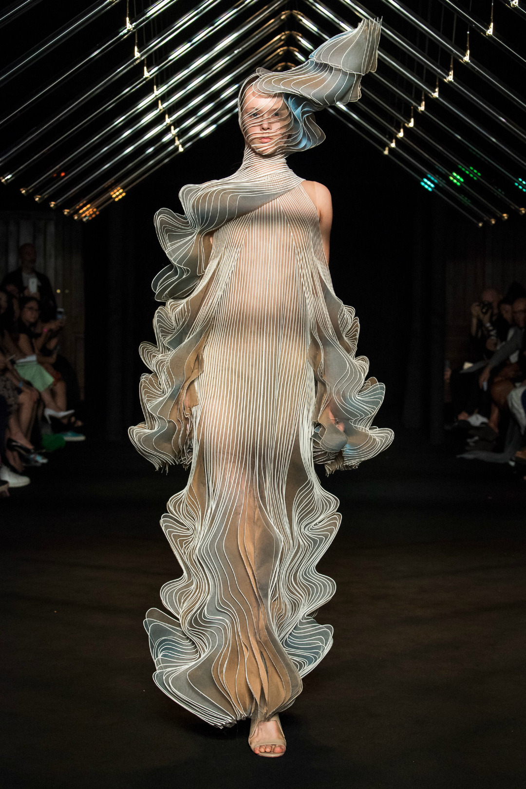 Iris Van Herpen 2018-19 Sonbahar/Kış Couture