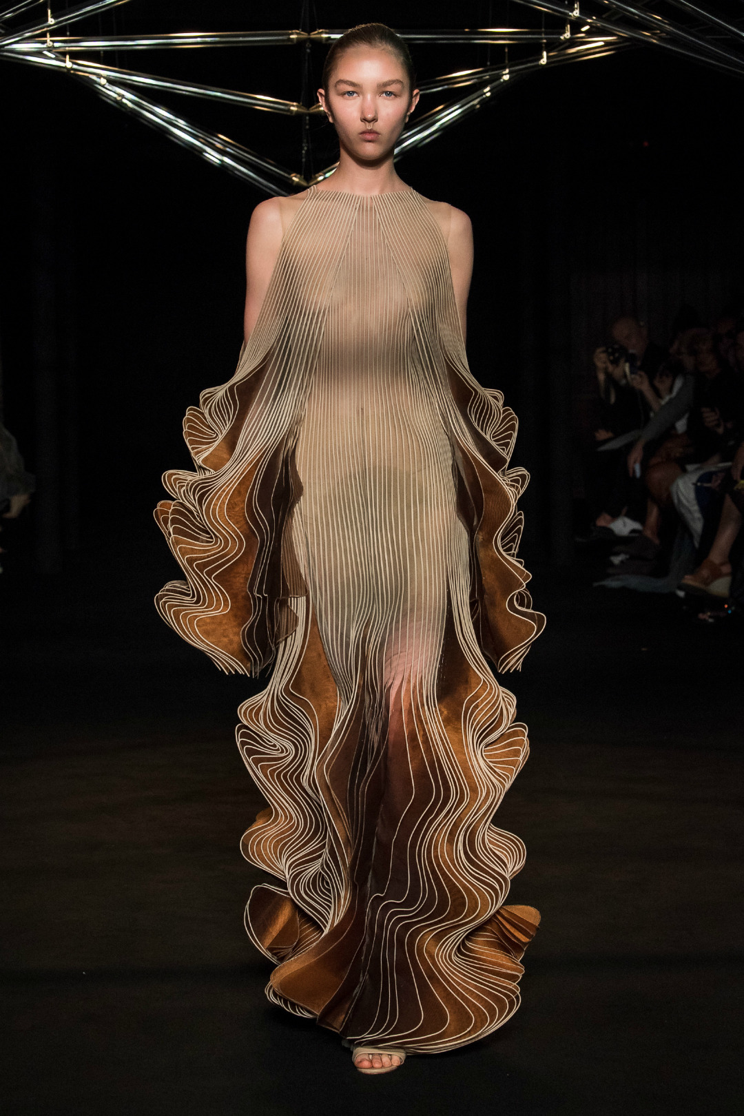 Iris Van Herpen 2018-19 Sonbahar/Kış Couture