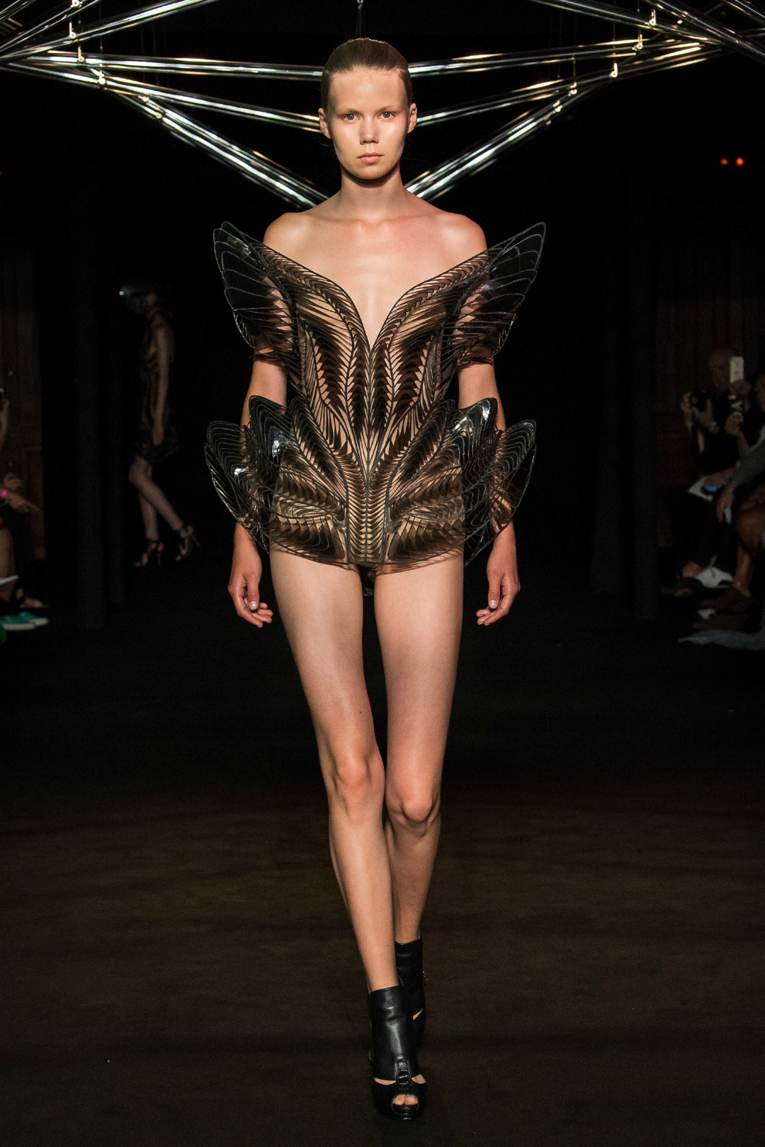 Iris Van Herpen 2018-19 Sonbahar/Kış Couture