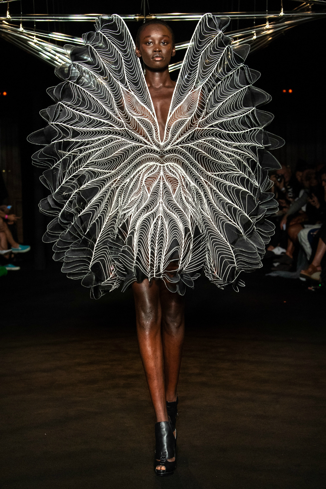 Iris Van Herpen 2018-19 Sonbahar/Kış Couture