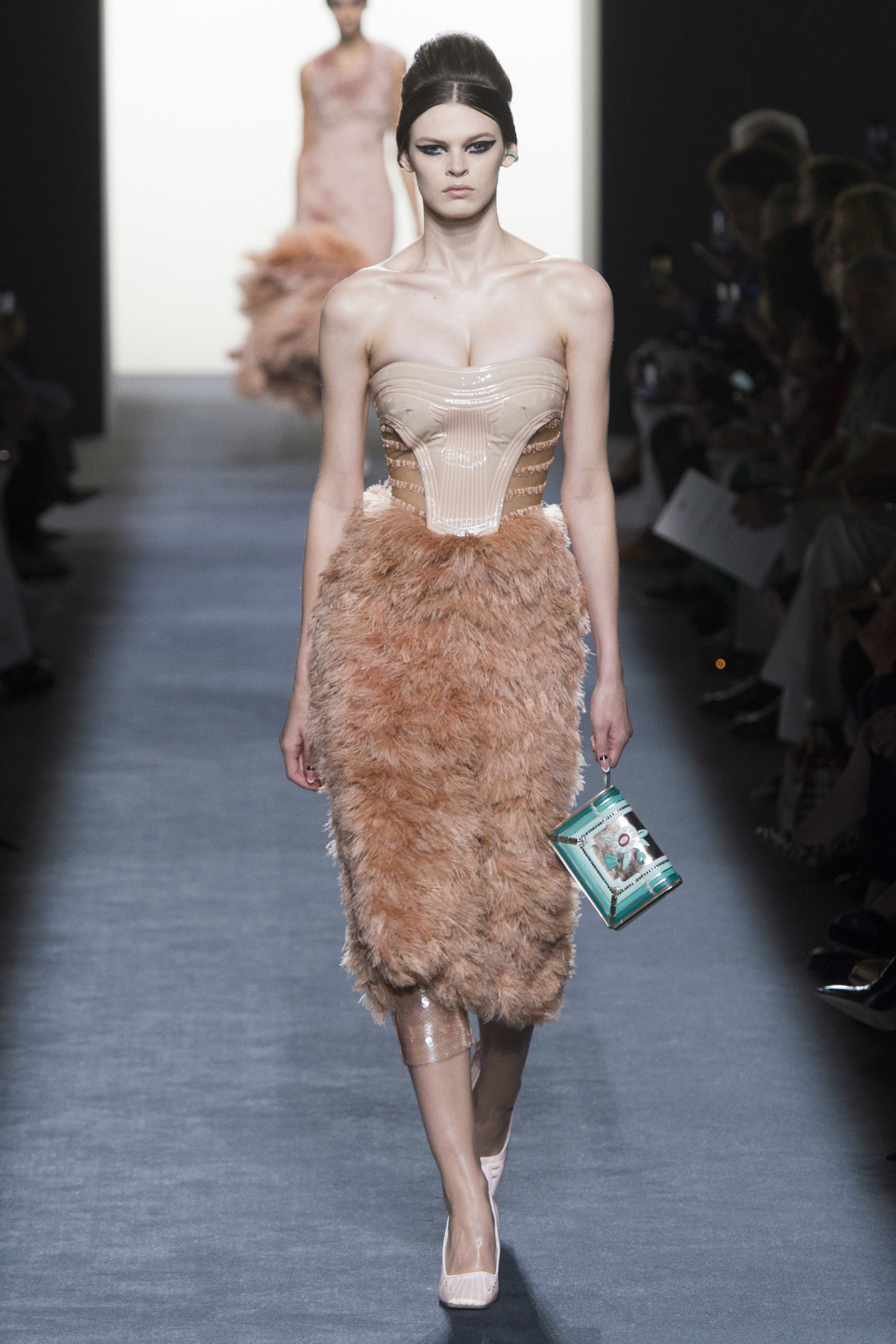 Fendi 2018-19 Sonbahar/Kış Couture