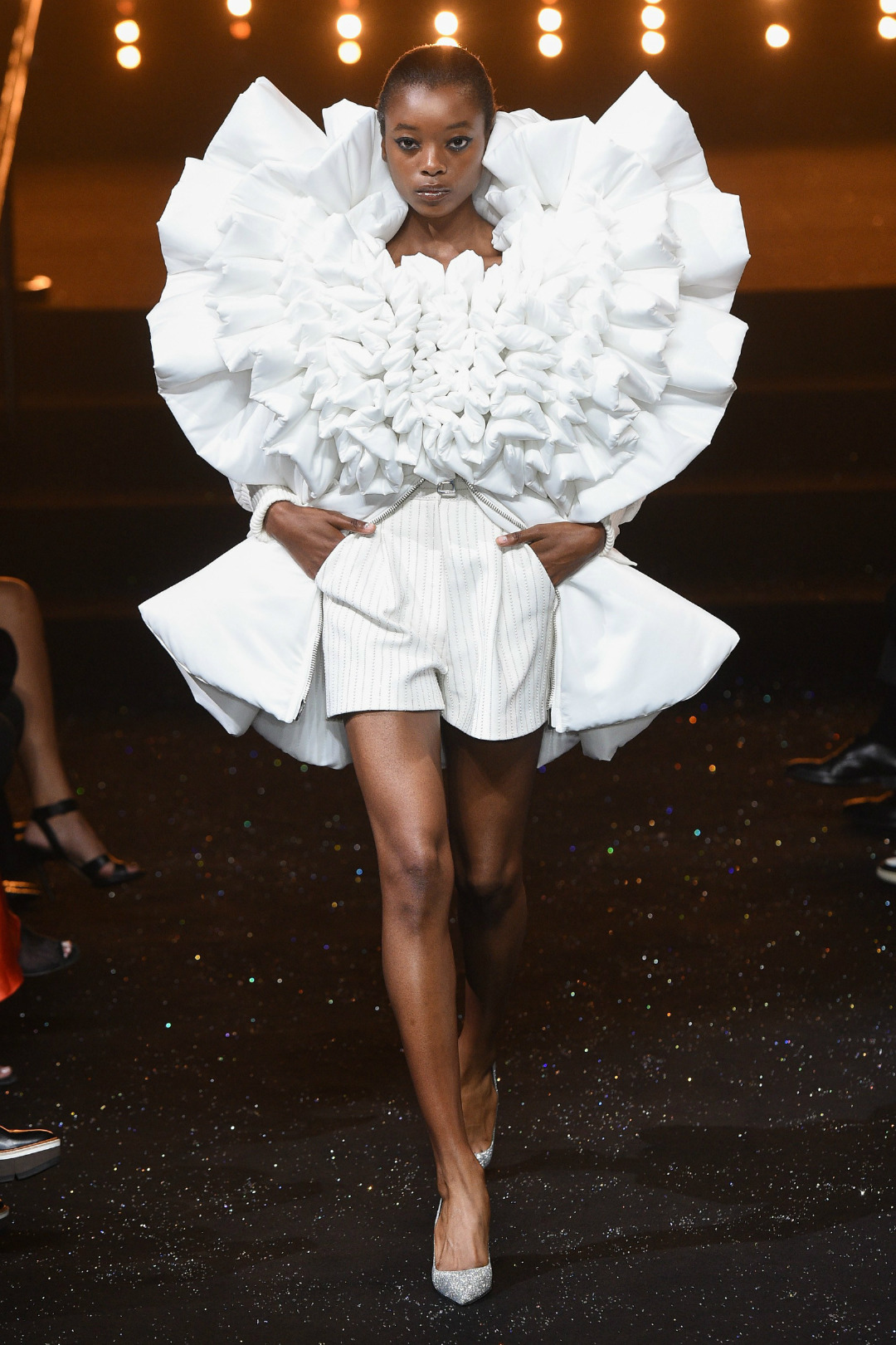 Viktor & Rolf 2018-19 Sonbahar/Kış Couture