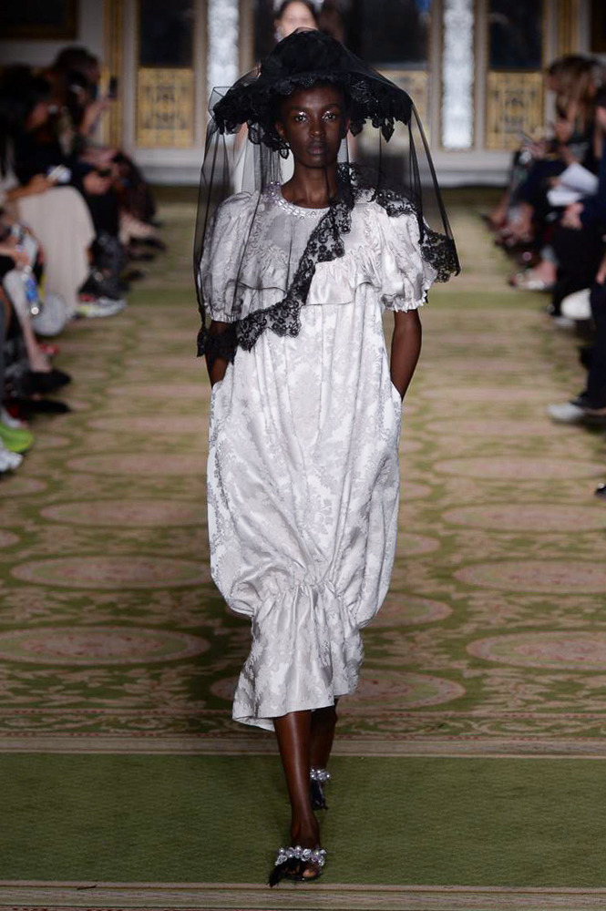 Simone Rocha 2019 İlkbahar/Yaz