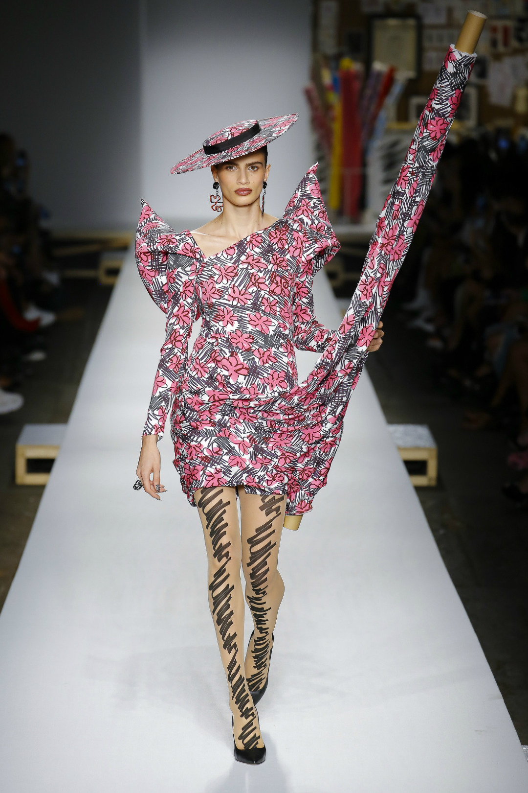 Moschino 2019 İlkbahar/Yaz