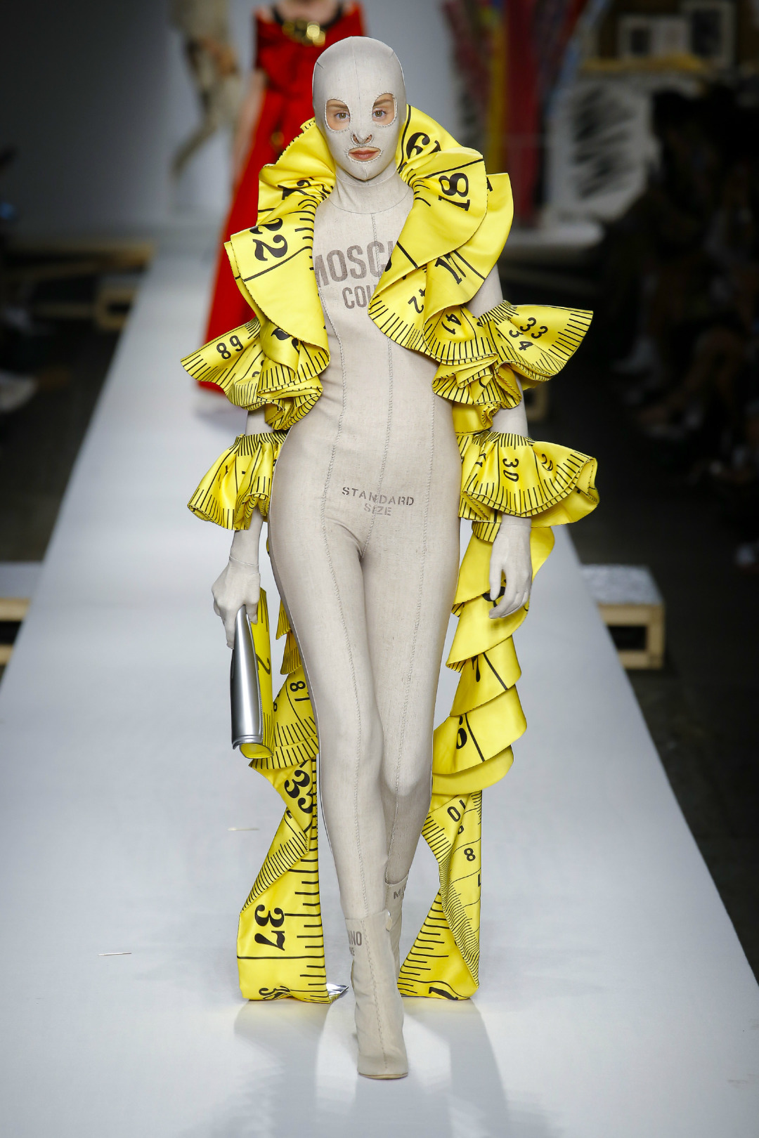 Moschino 2019 İlkbahar/Yaz