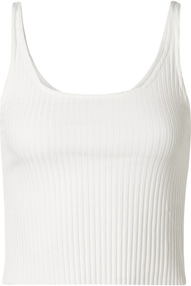 Beyaz Tank Top Nasıl Giyilir?