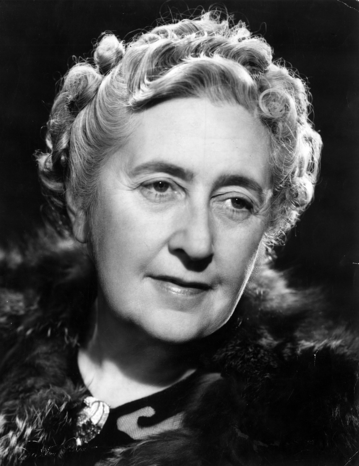 Agatha Christie'den Not Almanız Gereken Sözler