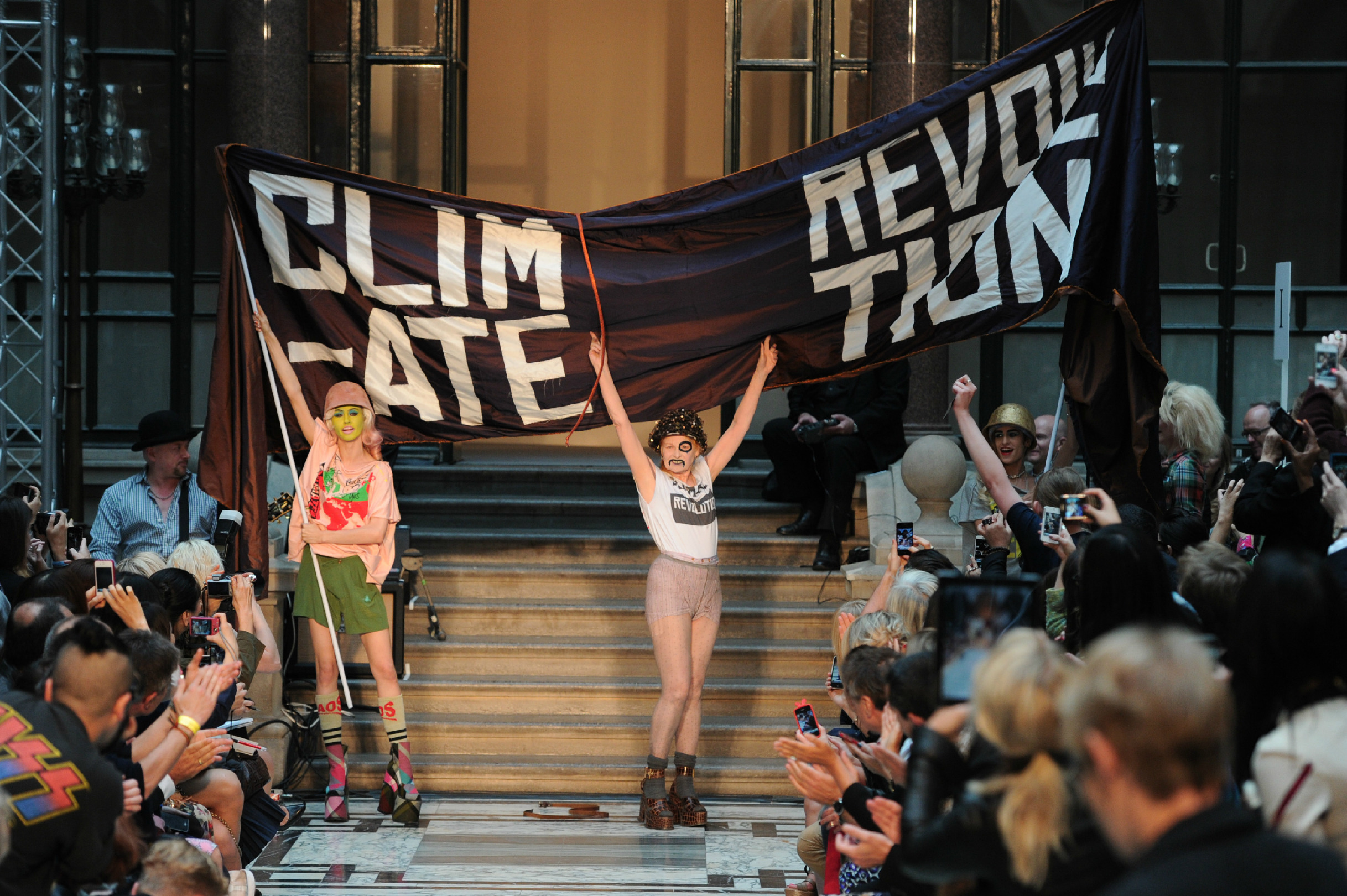 Vivienne Westwood'un En Aktivist 6 Defilesi