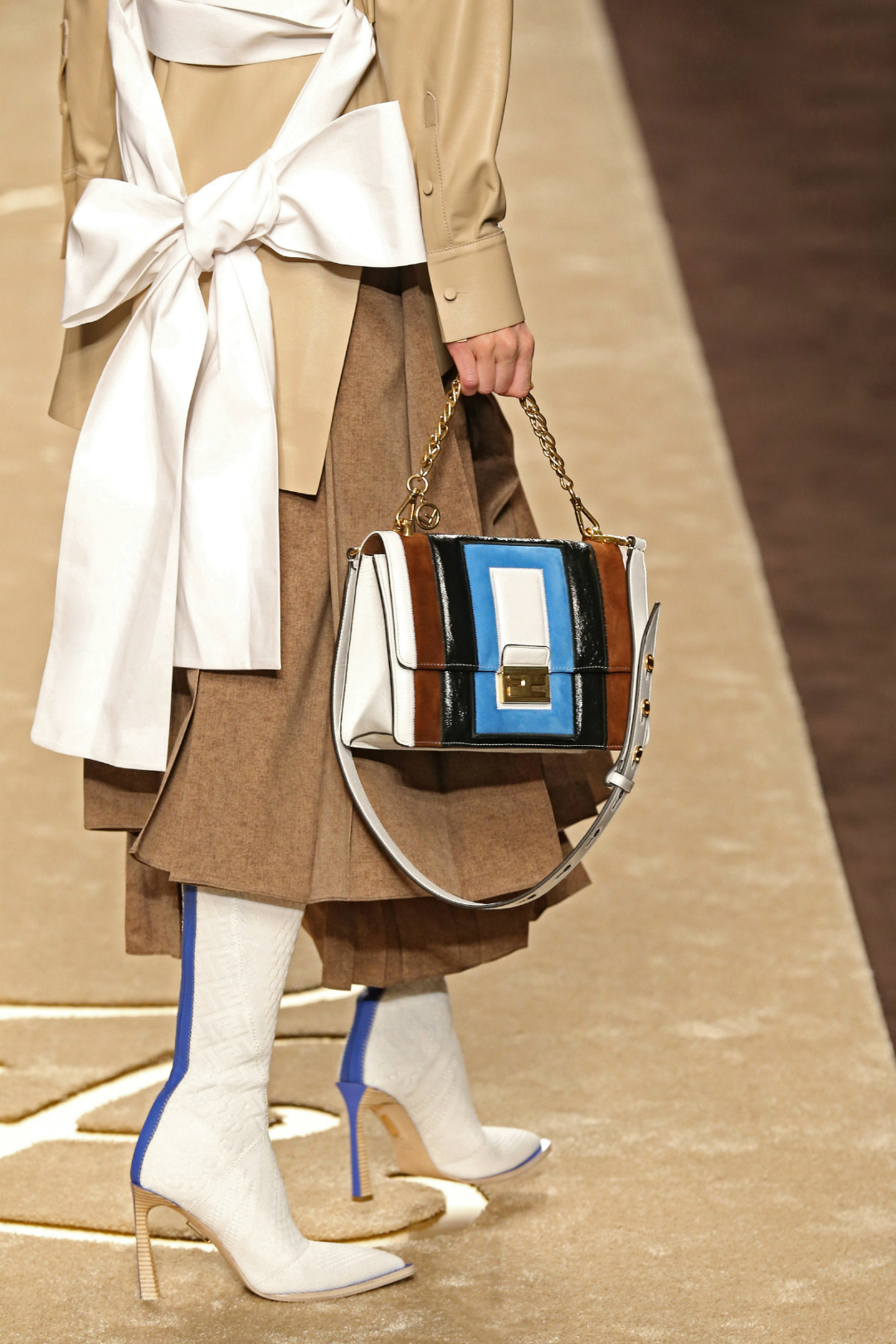 Fendi 2019-20 Sonbahar/Kış Detay