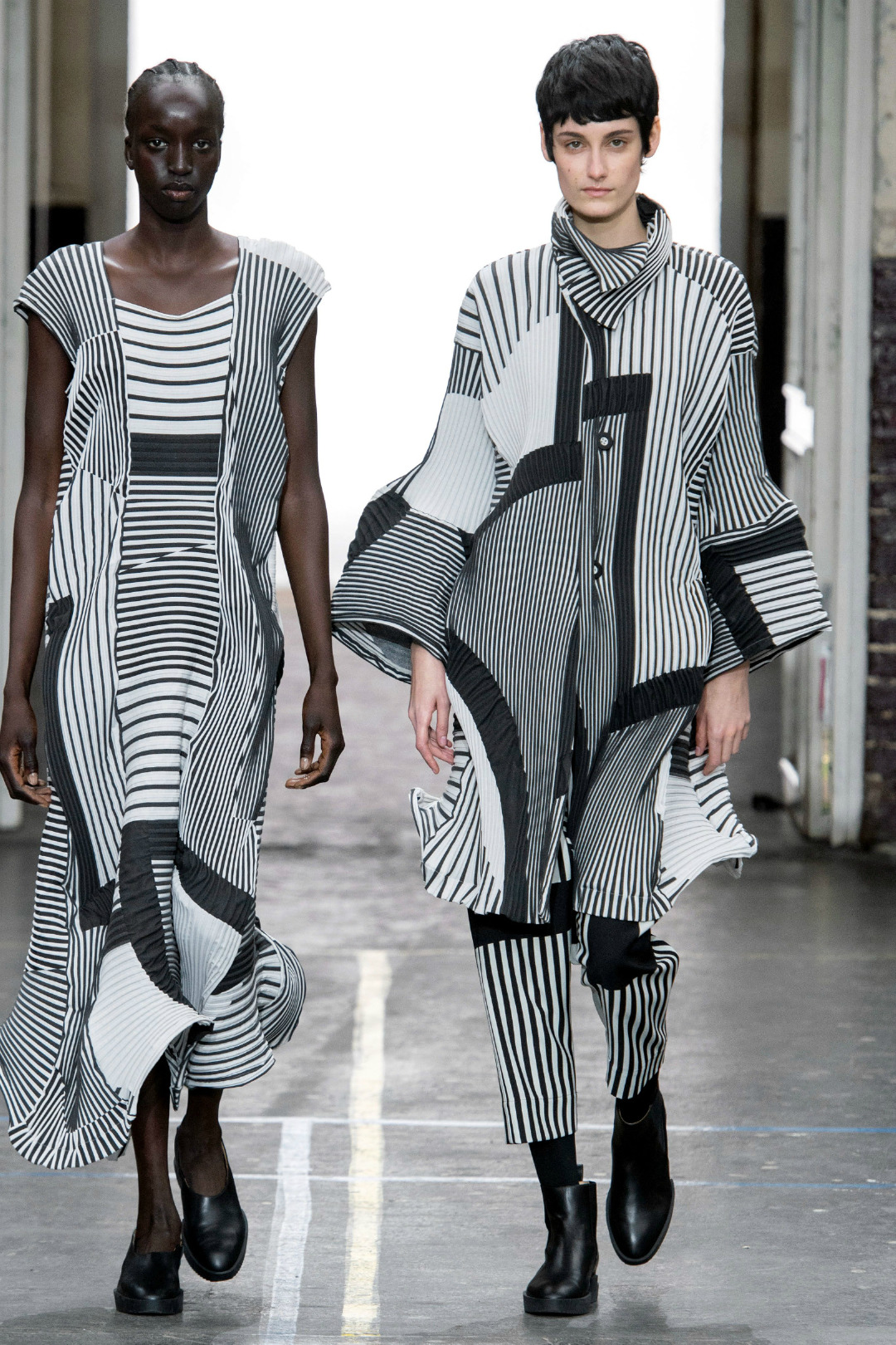 Issey Miyake 2019-20 Sonbahar/Kış