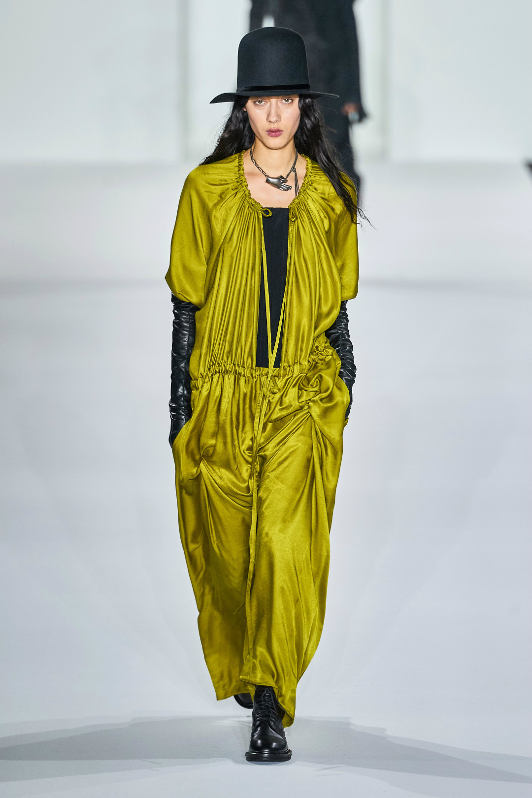 Ann Demeulemeester 2019-20 Sonbahar/Kış