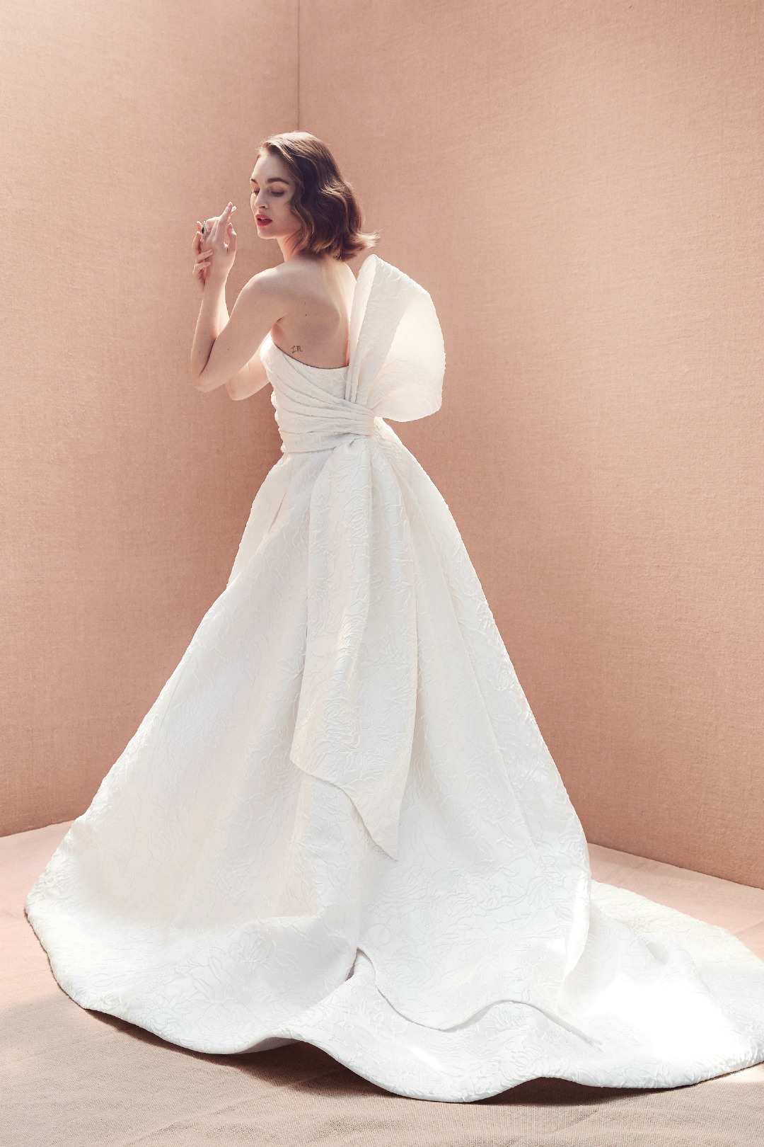Oscar de la Renta 2020 İlkbahar/Yaz Gelinlik