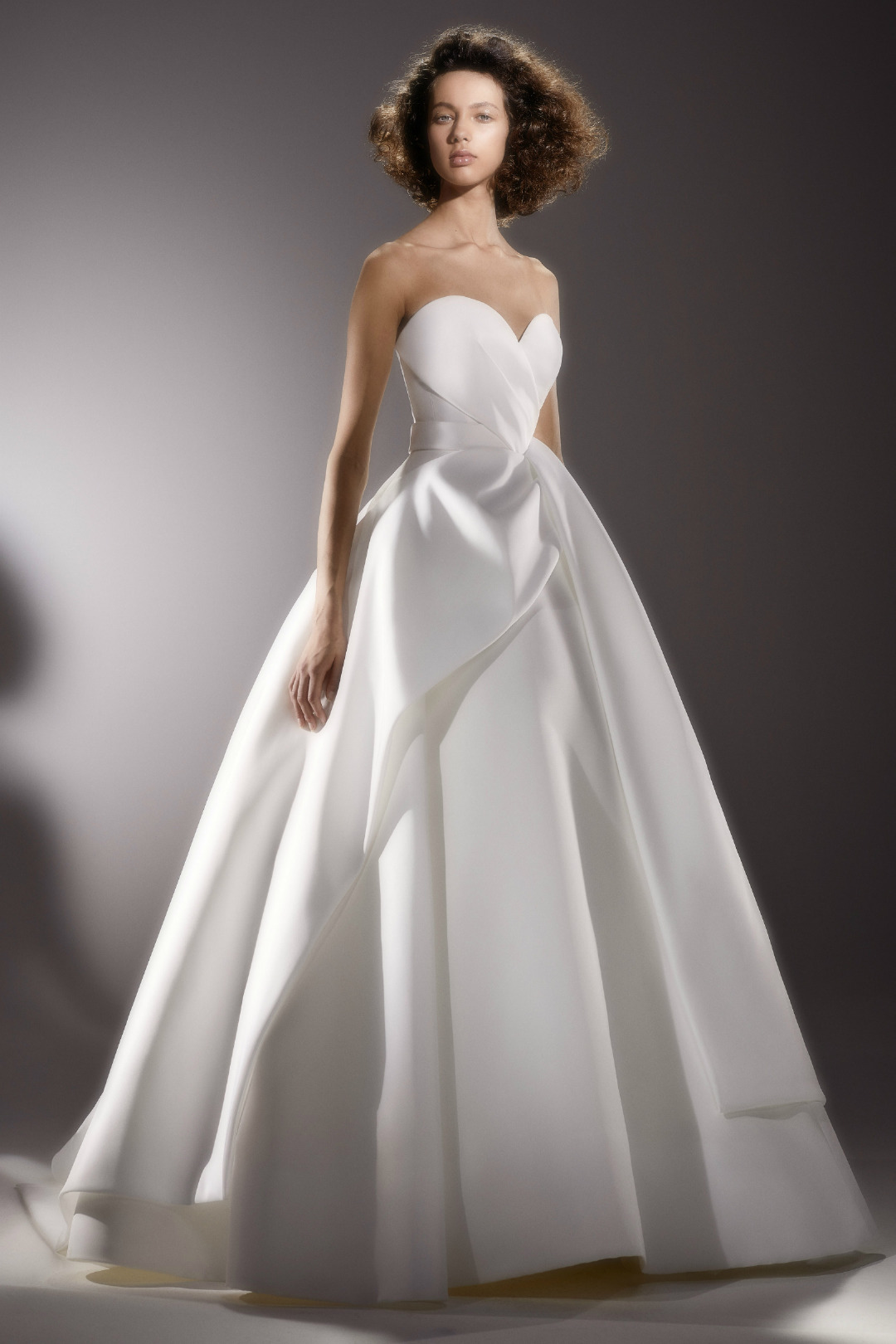 Viktor & Rolf 2020 İlkbahar/Yaz Gelinlik