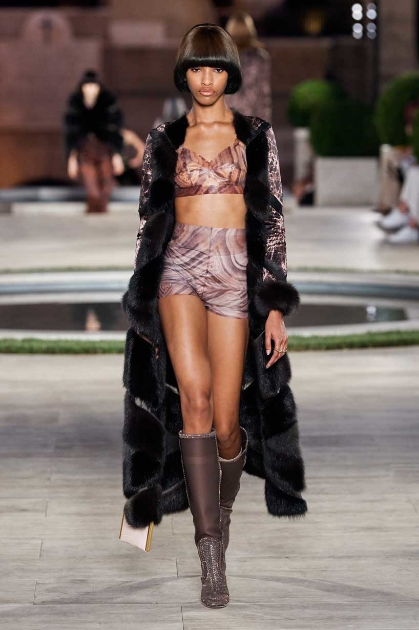 Fendi 2019-20 Sonbahar/Kış Couture