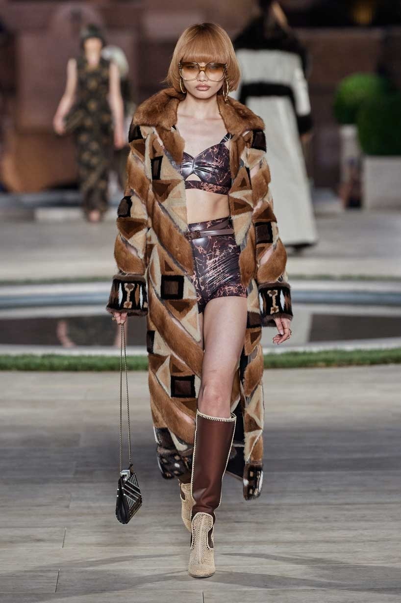 Fendi 2019-20 Sonbahar/Kış Couture