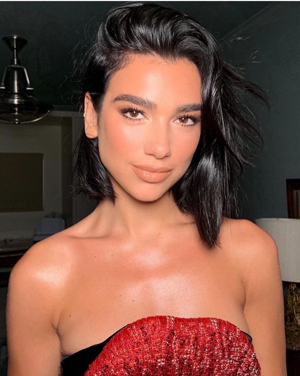 Dua Lipa'dan Bella Hadid'e Haftanın Güzellik Instagramları