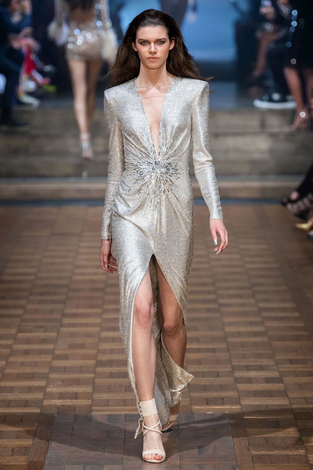 Julien Macdonald 2020 İlkbahar/Yaz