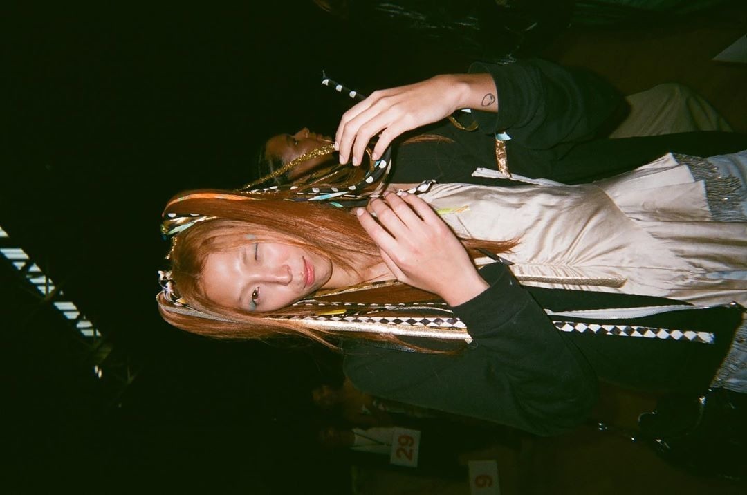 Gisposable: Gigi Hadid'in Analog Kamera Obsesyonu