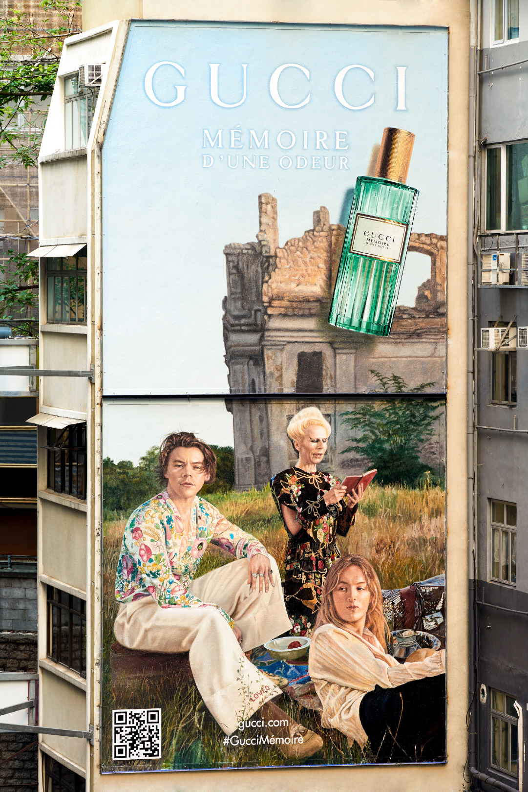 Görülmeye Değer: Gucci Mémoire d'une Odeur Duvarları