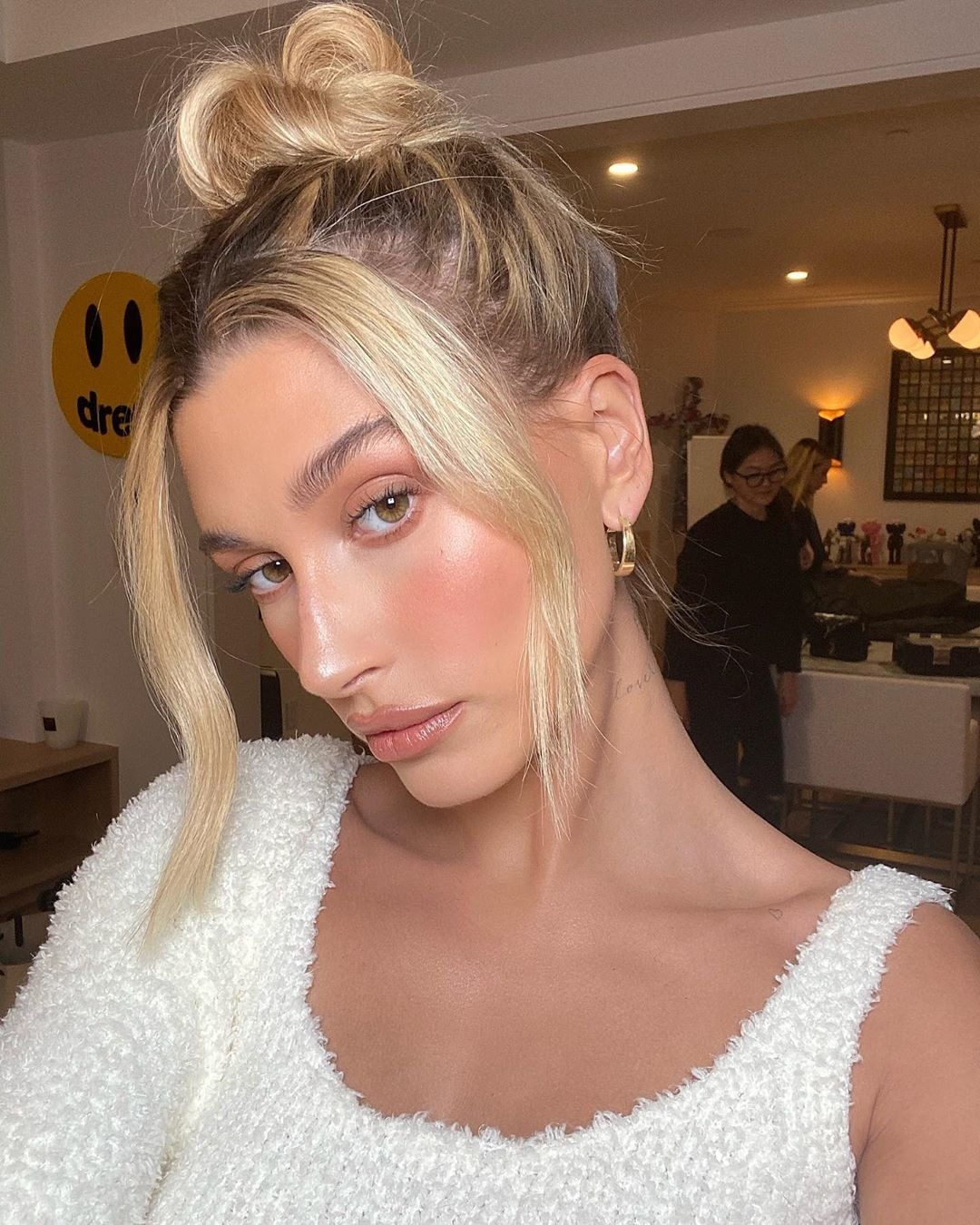 Hailey Baldwin'den Sama Khadra'ya Haftanın Güzellik Instagramları