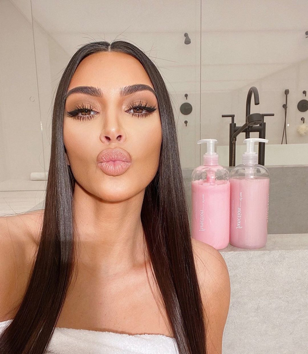 Bruna Lirio'dan Elsa Hosk'a Haftanın Güzellik Instagramları