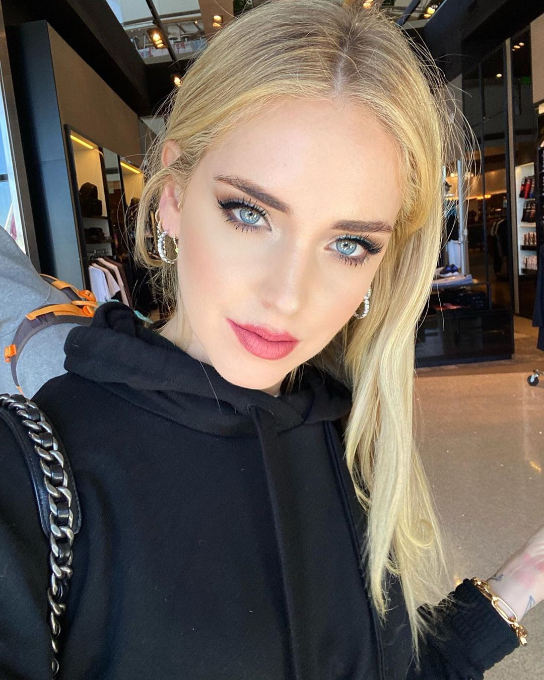 Chiara Ferragni'nin İlham Veren Güzellik Görünümleri