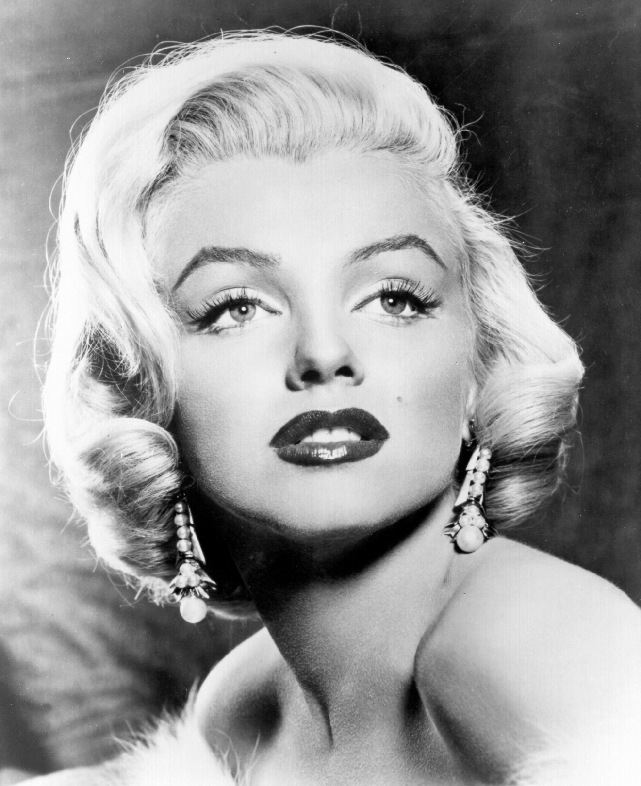 Marylin Monroe'nun Saç ve Makyaj Sırları