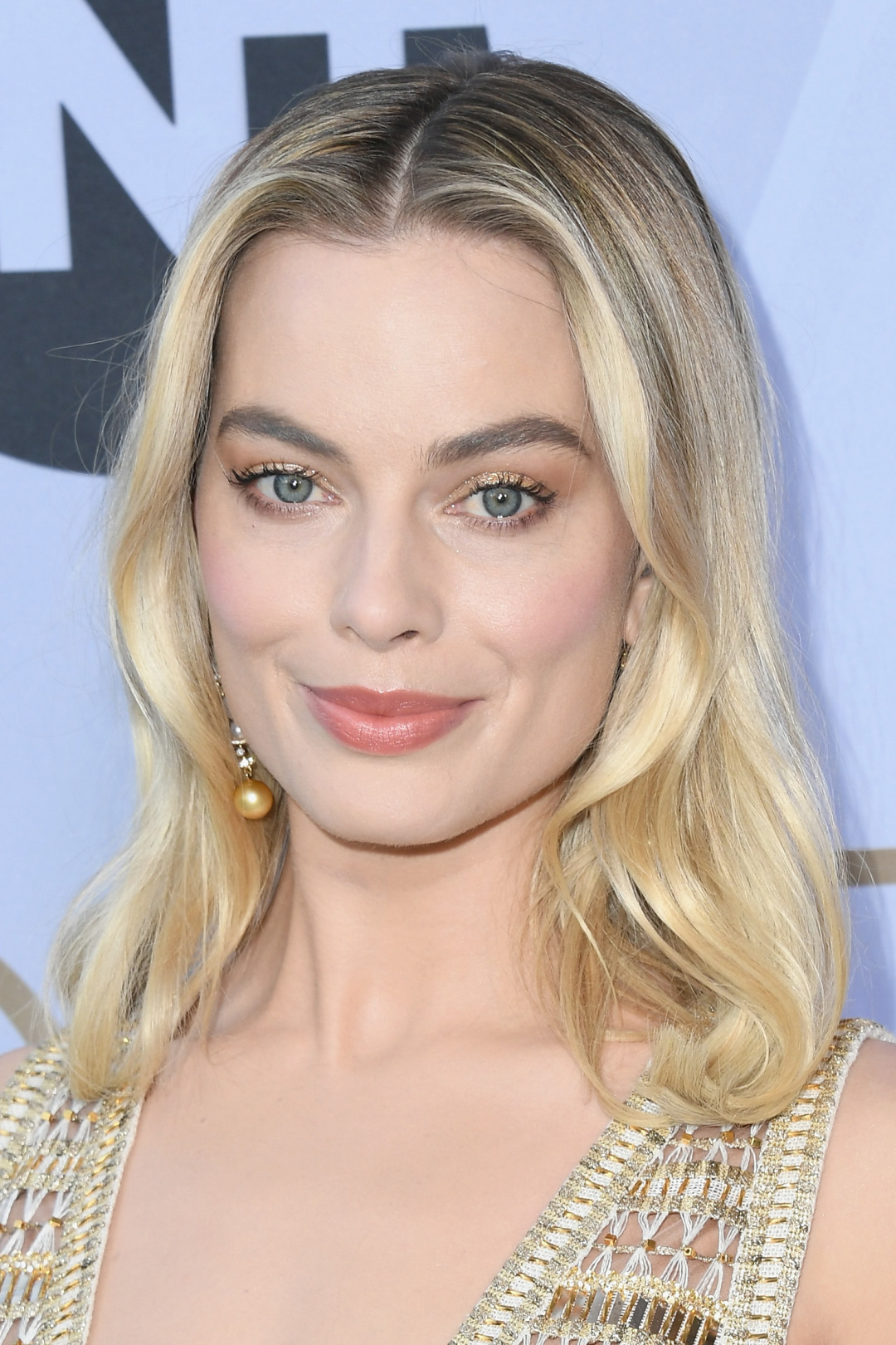 Margot Robbie'nin Lob Kesime İlham Veren 20 Saç Modeli