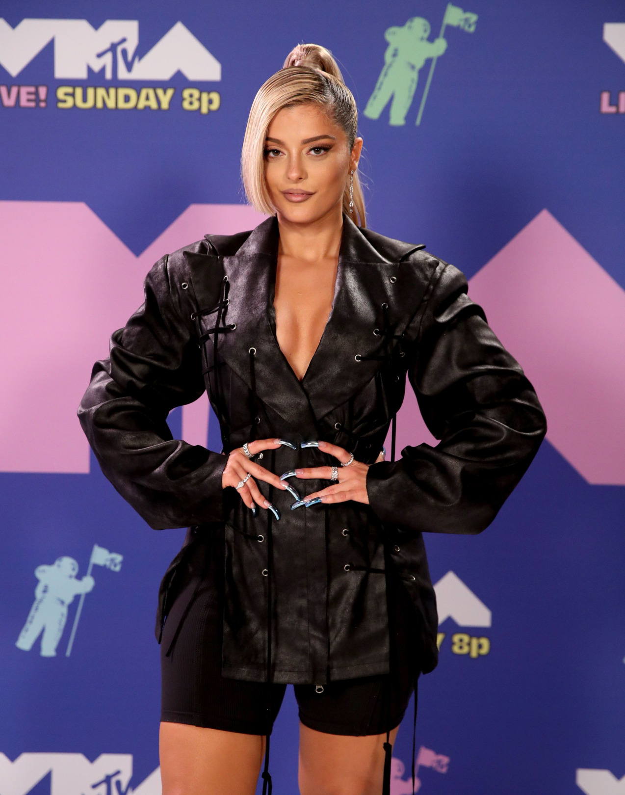 2020 MTV Video Music Awards: Gecenin En İyi Kırmızı Halı Görünümleri