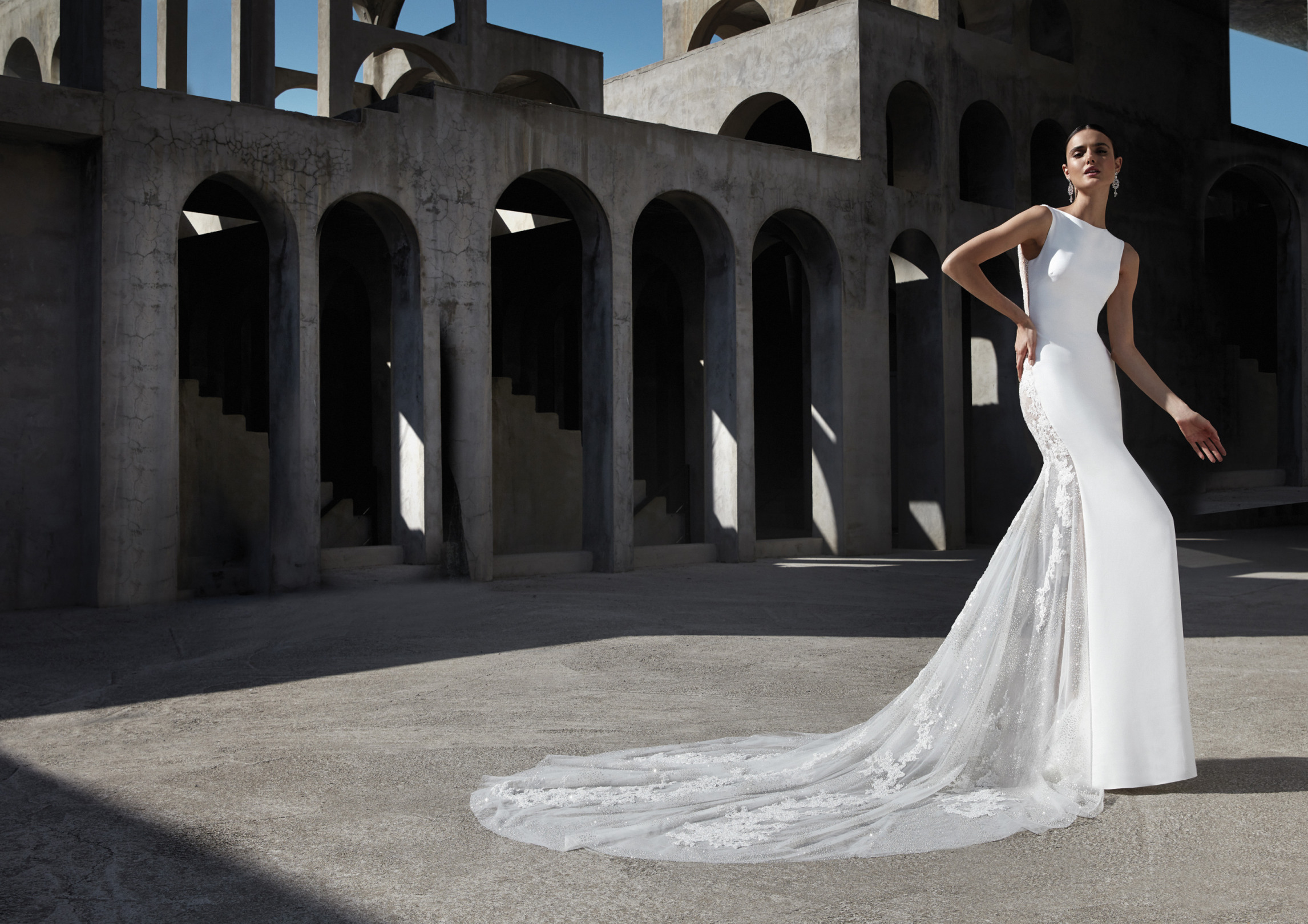 Pronovias 2021 İlkbahar/Yaz Gelinlik