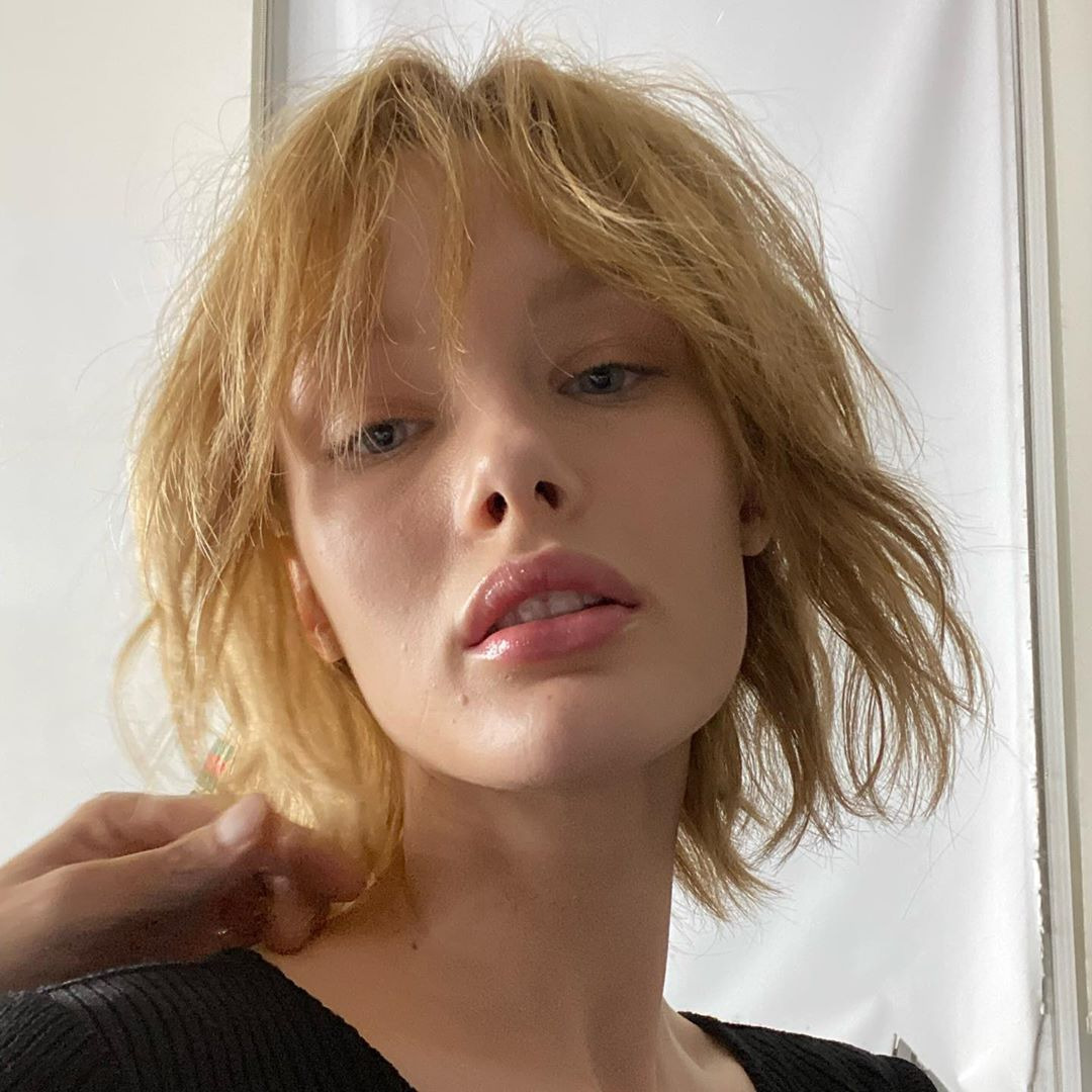 Alexa Chung'dan Bella Hadid'e Haftanın Güzellik Instagramları