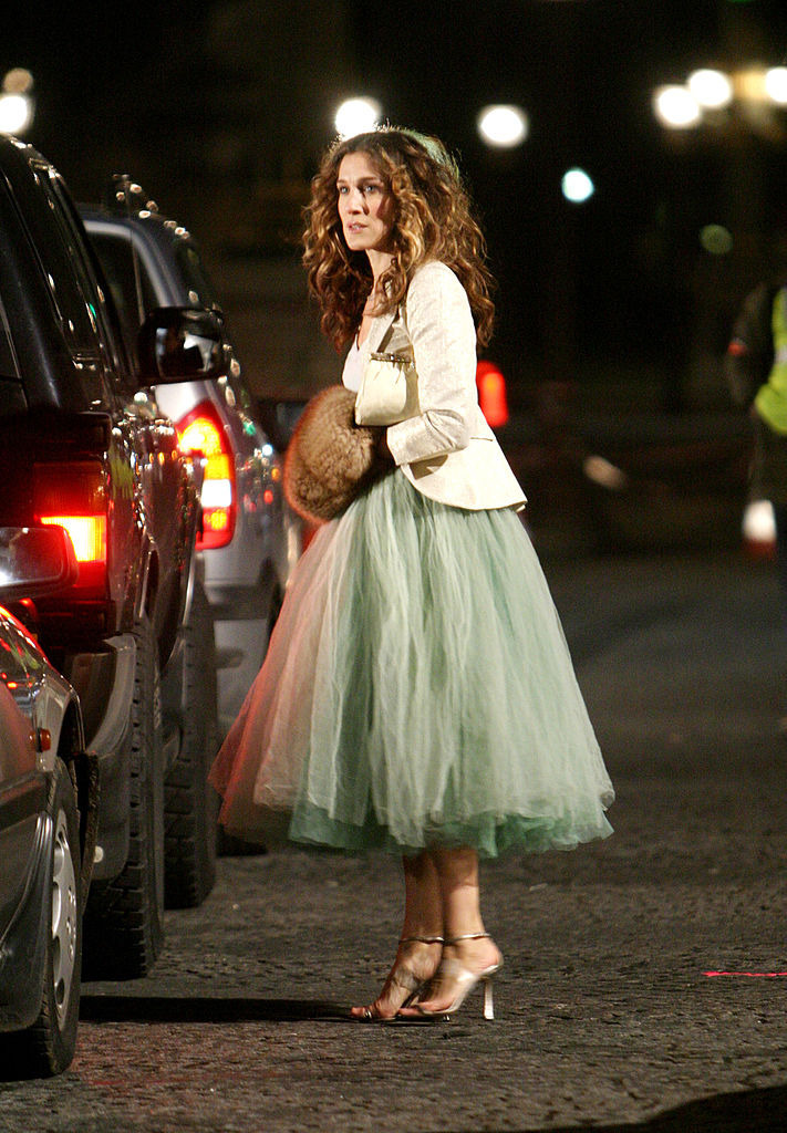 Carrie Bradshaw'un 10 İkonik Moda Anı