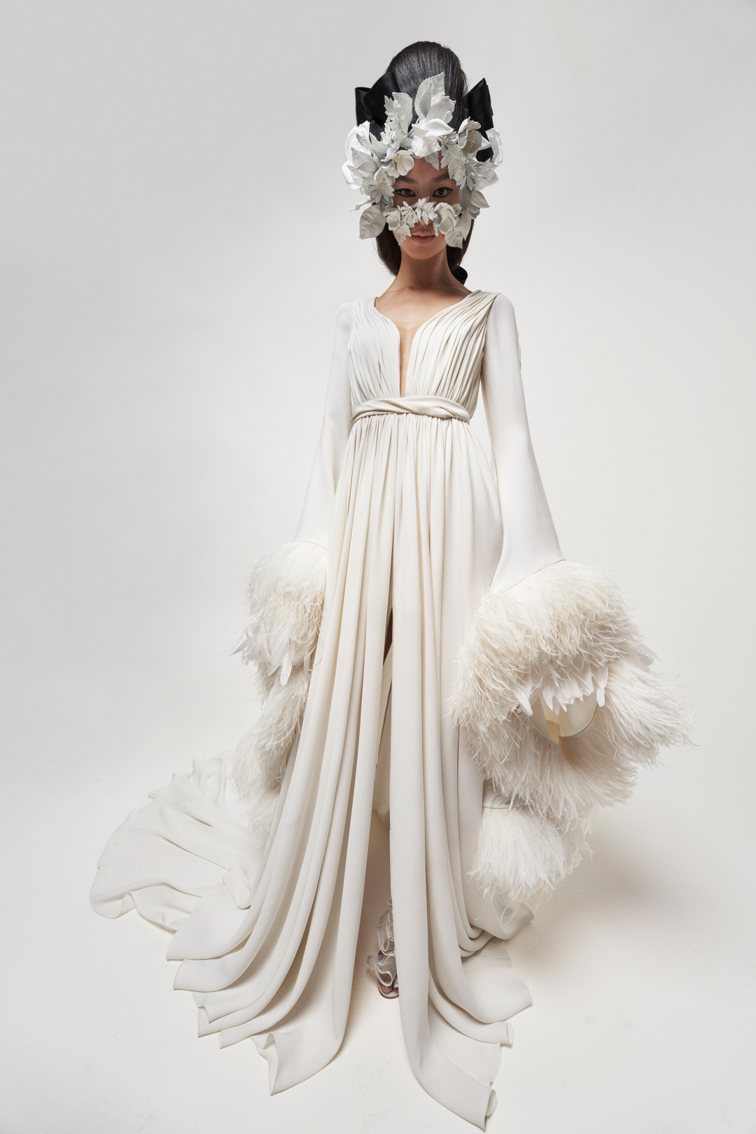 Paris Haute Couture Moda Haftası'ndan Öne Çıkan 14 Gelinlik