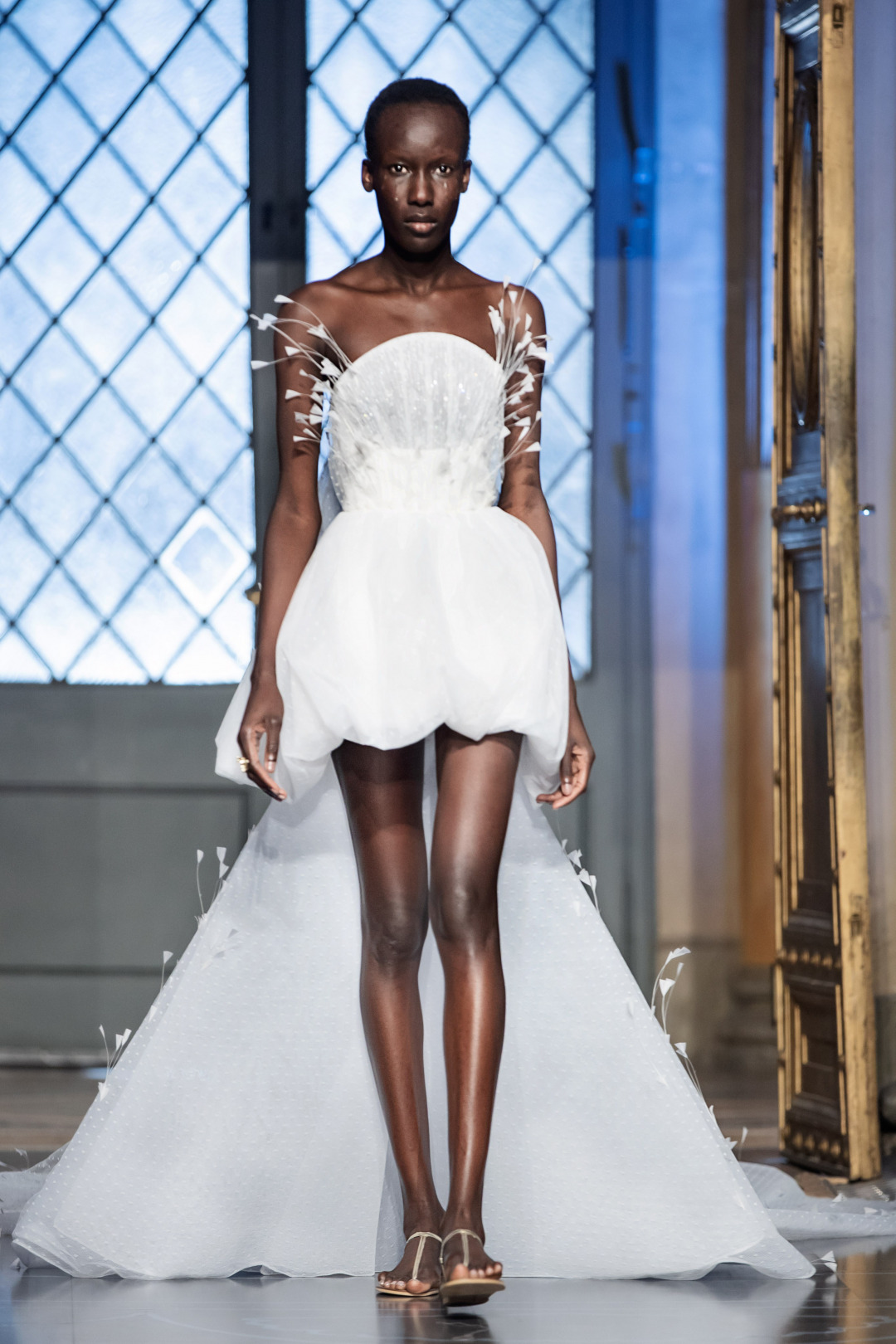 Paris Haute Couture Moda Haftası'ndan Öne Çıkan 14 Gelinlik
